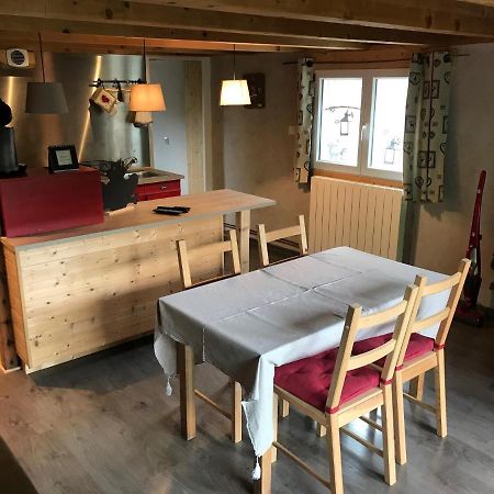 Thollon-les-Memises Chez Julie Bed & Breakfast エクステリア 写真